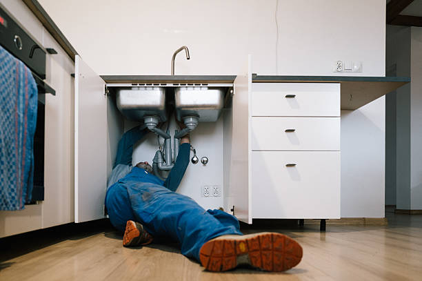 Professional Plumbing technician working in Saratoga Springs, UT